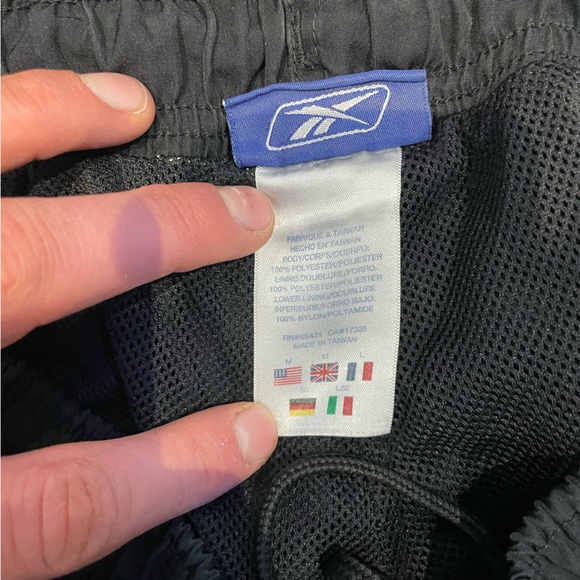 Retro baggy fit Reebok track pants - Picture 3 of 3